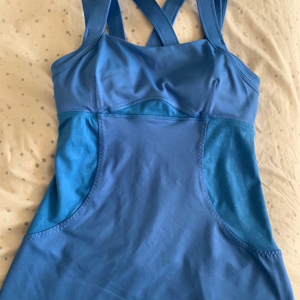 Lululemon tank top